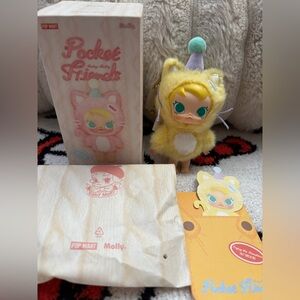 Baby Molly Pocket Friends Series - Enjoy The Sunshine